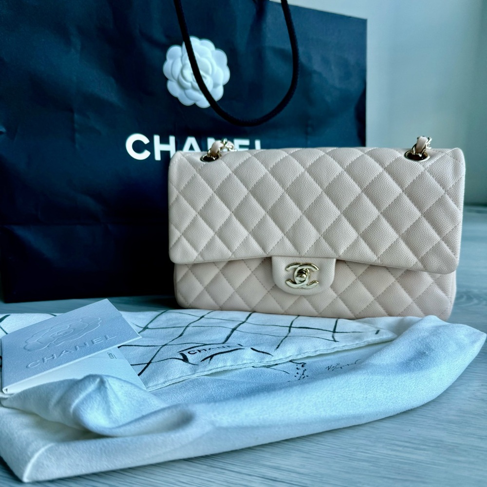 Chanel Medium Classic Flap beige (powder pink limited edition color)